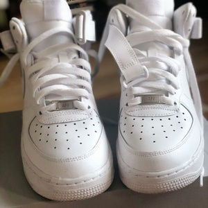 White Nike Air Force 1 Mid